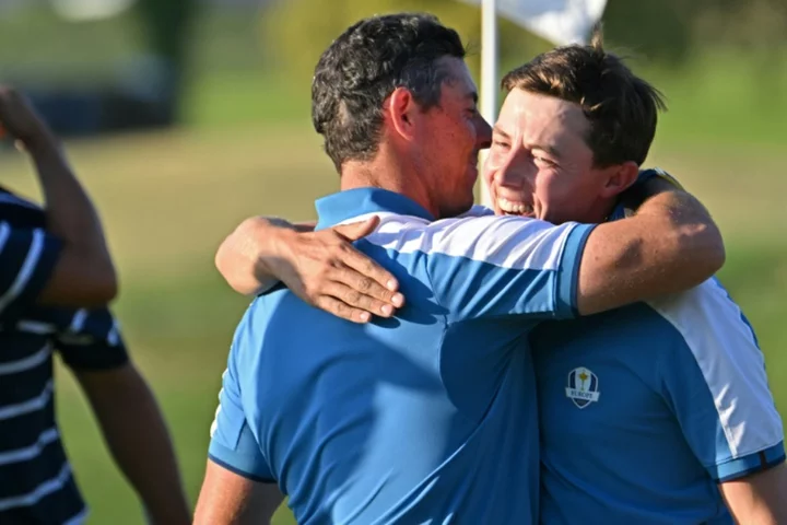 Late drama ensures Europe extend Ryder Cup lead to five