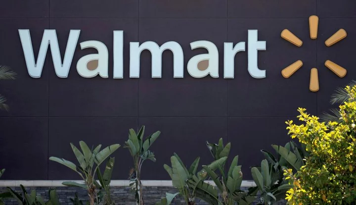 Walmart promotes CEO of Sam's Club to head International division