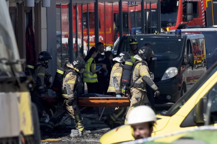 A fire at a nightclub in Spain's southeastern city of Murcia kills 13