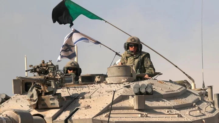 How would an Israeli ground assault on Gaza unfold?