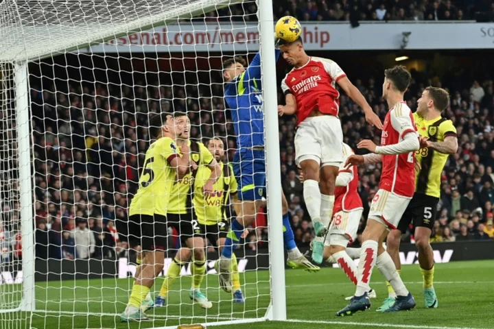 Arteta avoids fresh VAR row as Arsenal cruise despite red card