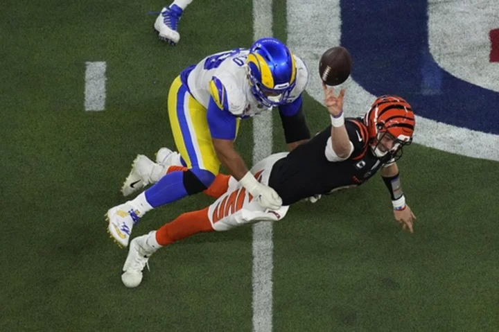QB Joe Burrow's status unclear as Rams and Bengals meet for first time since Super Bowl 56