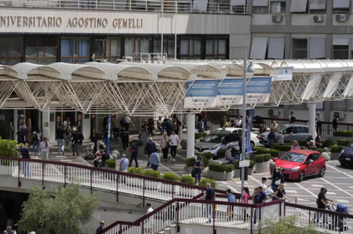 Pope briefly at hospital for tests two months after bronchitis, returns to Vatican