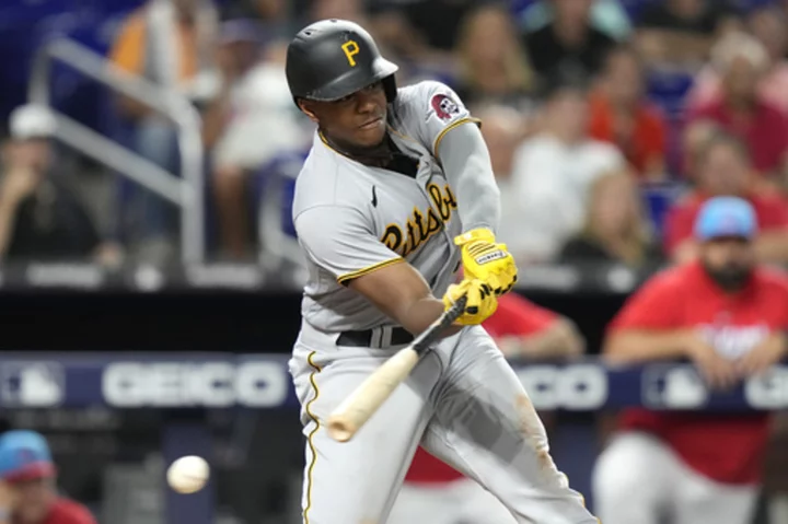 Pirates 3B Ke'Bryan Hayes placed on the 10-day IL with lower back inflammation