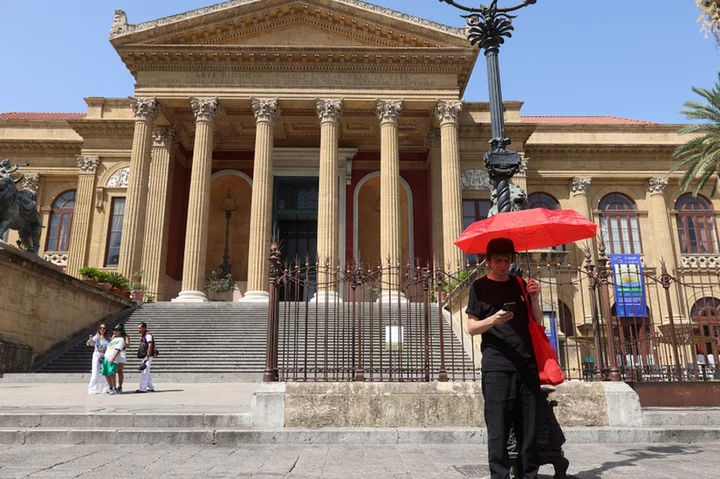 Heatwave: Italy's major cities on red heat alert