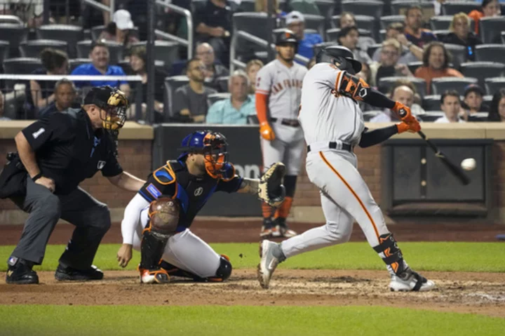 Patrick Bailey hits a 3-run homer in the 8th to lift the Giants past the Mets, 5-4