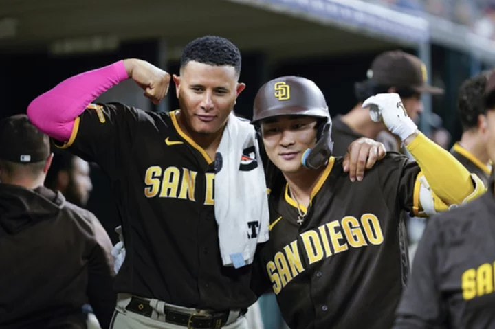 Campusano homers and gets 4 hits as the Padres rout the Tigers 14-3