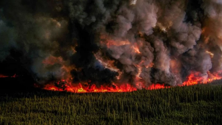 Canada wildfires: North America air quality alerts in maps and images