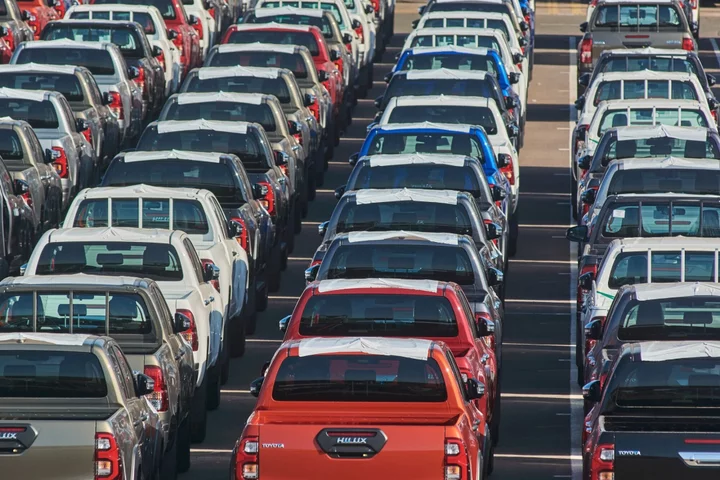 S. Africa Business Mood Slips as Car Dealer Sentiment Sours