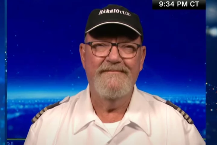 Alabama riverboat captain reveals past ‘trouble’ with pontoon boat owners after brawl