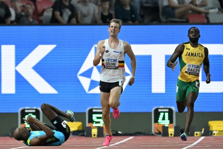 Gardiner out of world 400m as Van Niekerk sneaks through