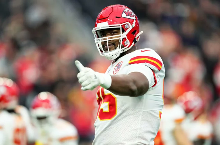 Chiefs Rumors: Chris Jones trade suitor, Vikings trade proposal, Buechele’s last stand