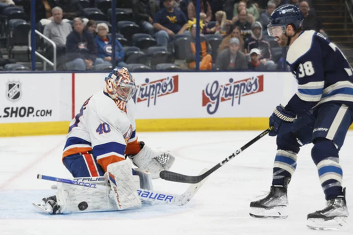 Semyon Varlamov gets 39th career shutout as Islanders beat Blue Jackets 2-0