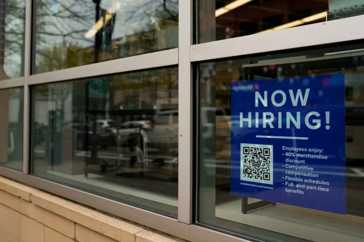 U.S. job openings rise to 10.103 million in Apr