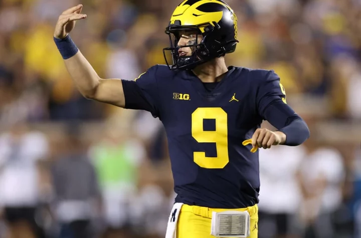 J.J. McCarthy sends message to NCAA arriving at Michigan season opener