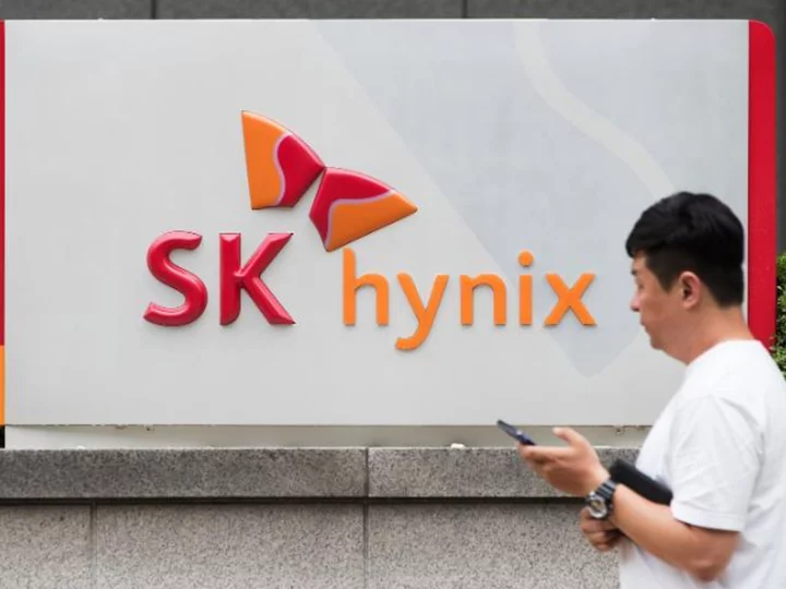 South Korea's Hynix is looking into how its chips got into Huawei's controversial smartphone