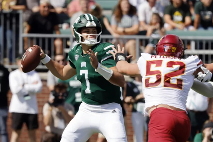 Ohio defense holds to seal 10-7 upset win over Iowa State in defensive battle