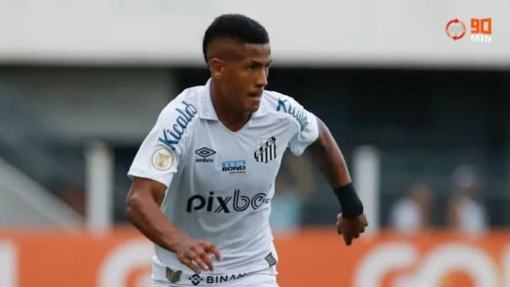 Chelsea beat Premier League clubs to Santos teenager Angelo