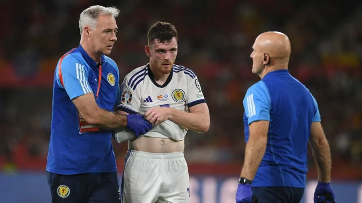 Andrew Robertson suffers worrying injury on Scotland duty