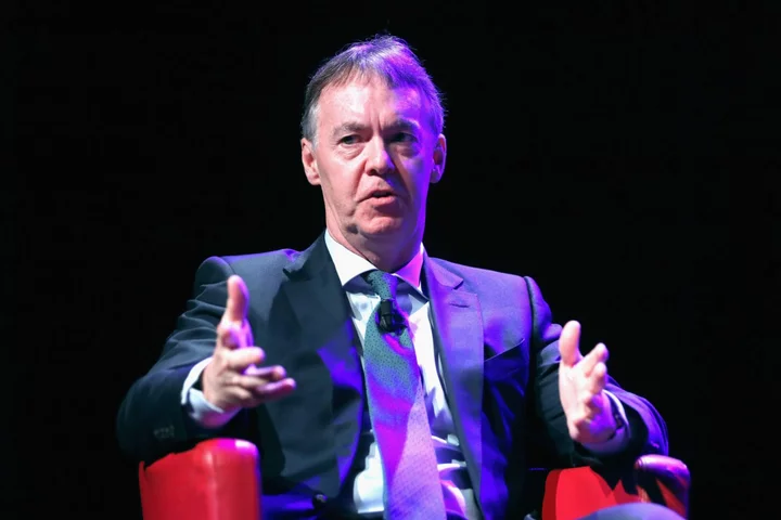 Reckitt Benckiser Appoints Ex-Sky CEO Darroch as Chairman