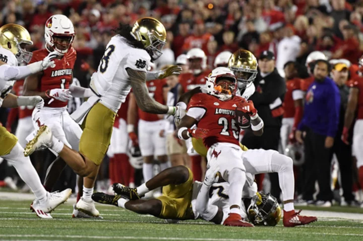 No. 24 Louisville beats No. 10 Notre Dame 33-20, with Jawhar Jordan running for 143 yards, 2 TDs