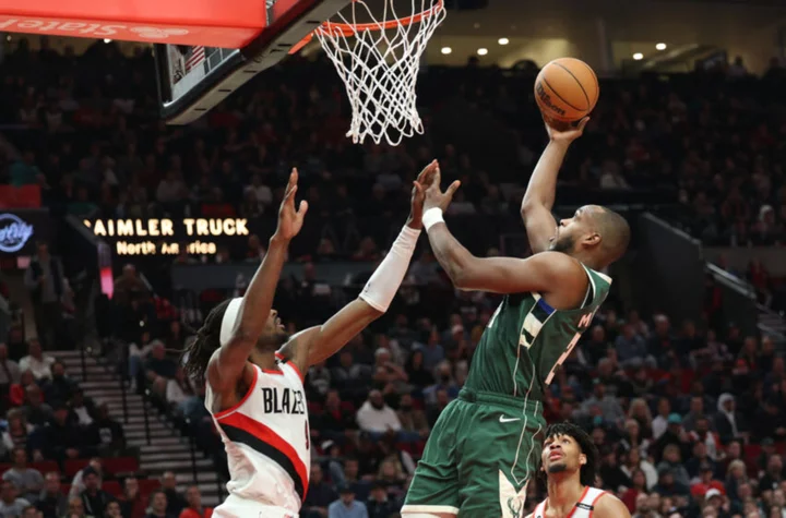 NBA Free Agency: Bucks keep Khris Middleton around for long-term gains