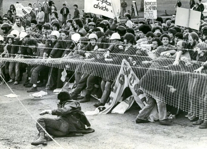 Riots, barbed wire: S.Africa's stormy 1981 rugby tour of New Zealand