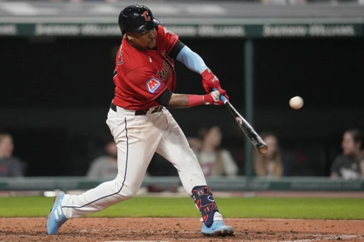 Ramírez, Naylor homer on consecutive pitches in the Guardians' 6-1 win over the Royals