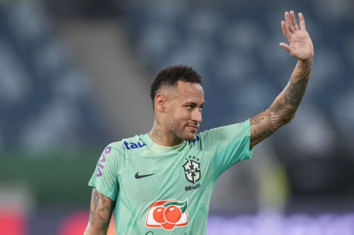 Robbers break into home of Brazilian soccer star Neymar's partner, she said on social media