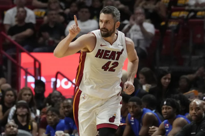 Heat waste almost all of 19-point lead, scramble to hold off Pistons 103-102