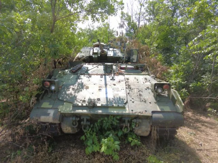 Even with new armored vehicles from the US, progress is hard won on Ukraine's southern front