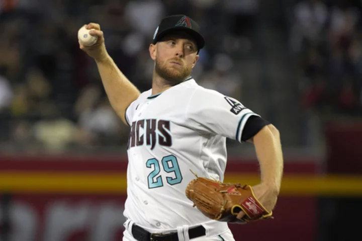 Kelly strikes out 12 in 7 innings, Diamondbacks beat Rockies 4-2