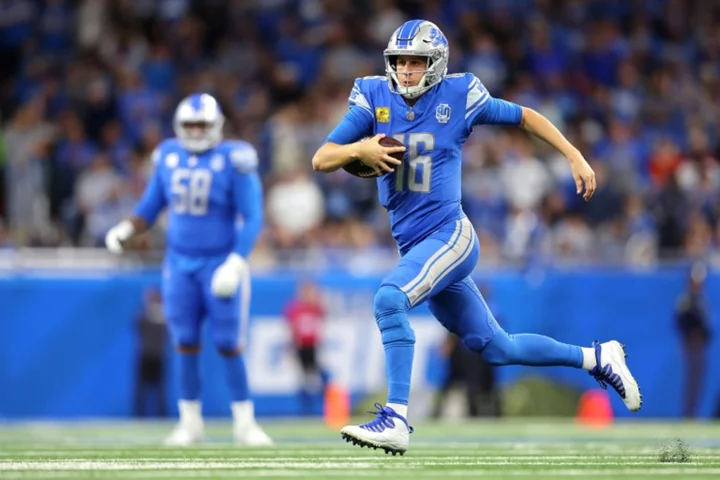 Lions rally mauls Bears, Cowboys cruise