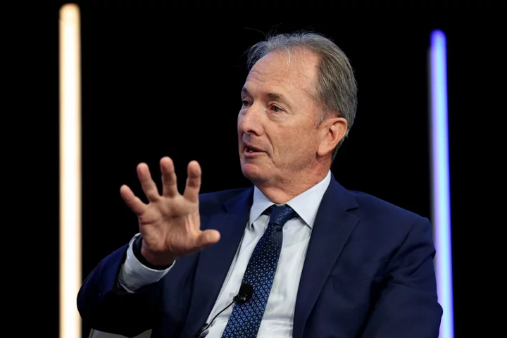 Morgan Stanley’s Dealmaking, Trading Businesses Dent Earnings