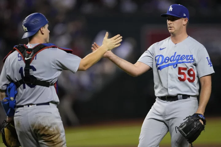 Peralta delivers winning hit against old team, Dodgers top Dbacks 2-0 as Arizona drops 8th straight