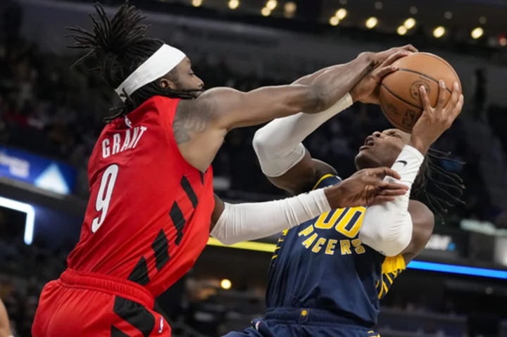 Grant, Ayton lead the Trail Blazers to a 114-110 victory over the Pacers