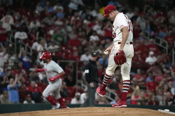 Kyle Schwarber hits his 44th homer and lifts Phillies to 6-1 win over Cardinals