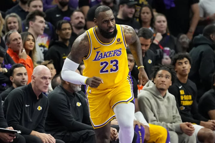 LeBron James scores 32 points, Lakers rally to beat Suns 122-119 to snap 3-game skid