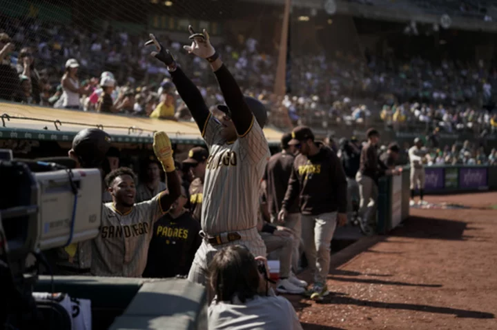 Soto's 2 homers lead Padres to 1st 4-game winning streak and 10-1 win over Athletics