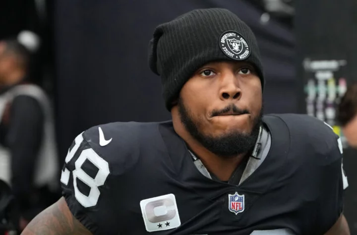 Josh Jacobs sends cryptic tweet amid Raiders contract dispute