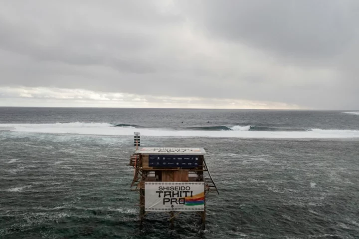 Tahiti campaigners say 'non' to Paris Olympics surf tower