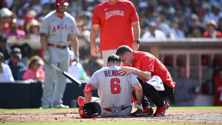 Anthony Rendon Rolled Around in Pain After Fouling a Ball Off His Leg