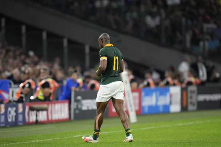 South Africa wing Makazole Mapimpi is out of the Rugby World Cup with a fractured eye socket