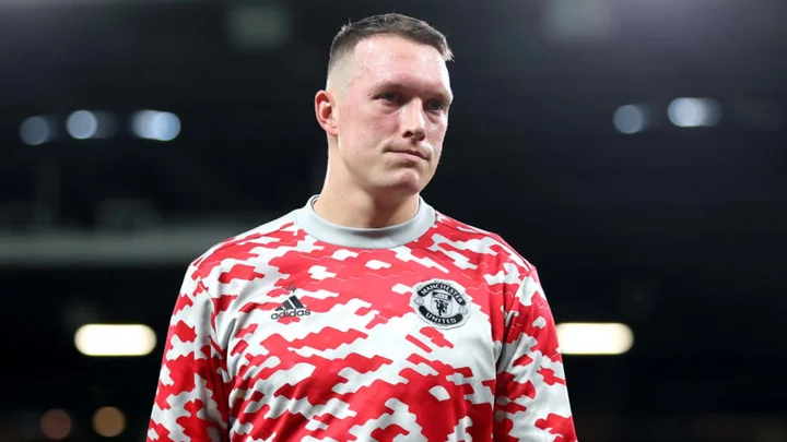 Phil Jones pens emotional open letter to Man Utd fans after exit confirmed