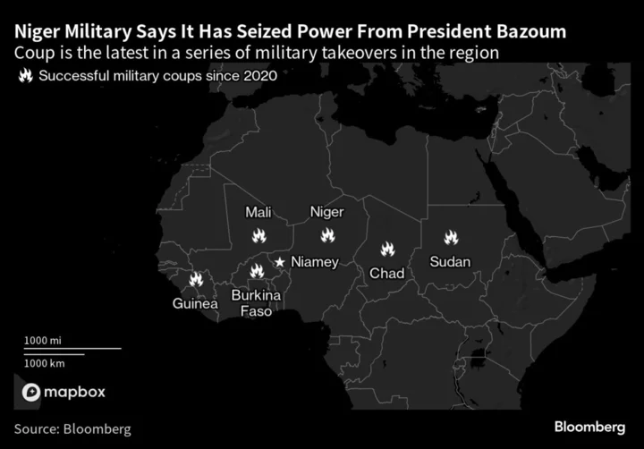 US Mulls Freezing Aid to Niger as Coup Condemnation Grows