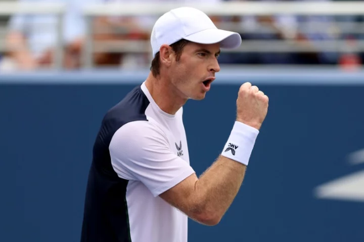 Botched VAR no problem as Murray advances at US Open