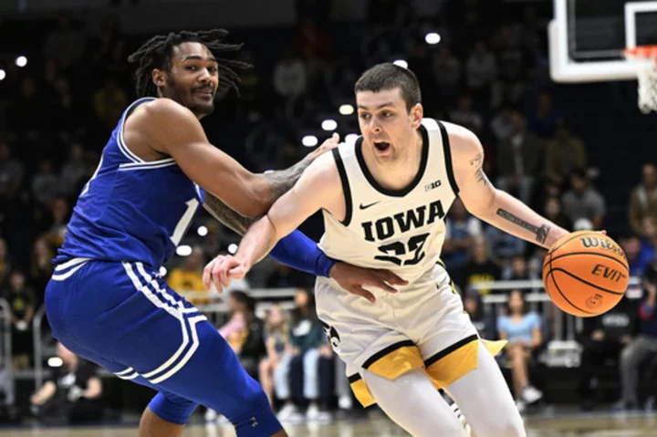 Sandfort scores 22 points, Krikke adds 19; Iowa beats Seton Hall 85-72 in San Diego