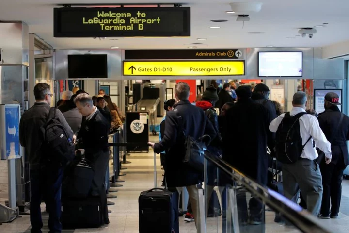 US government shutdown could add misery to air travel