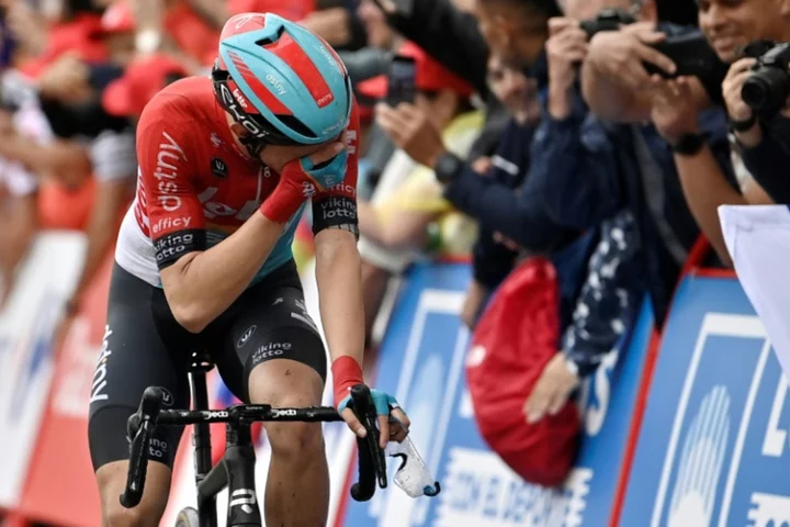 Kron grabs rainy Vuelta stage as Piccolo takes lead