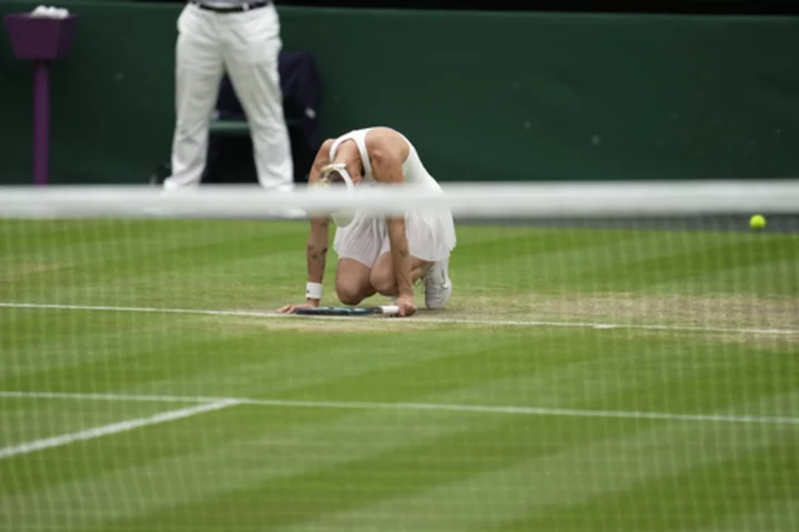 Vondrousova tops Svitolina to become the first unseeded women's finalist at Wimbledon in 60 years